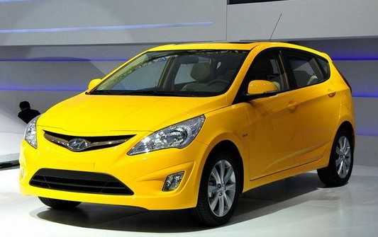 北京現代 瑞納兩廂 1.4L GS AT 2011款
