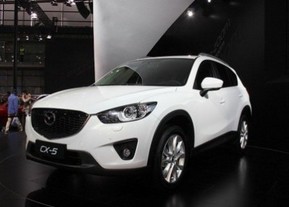 2013款馬自達CX-52.0L 自動四驅精英版